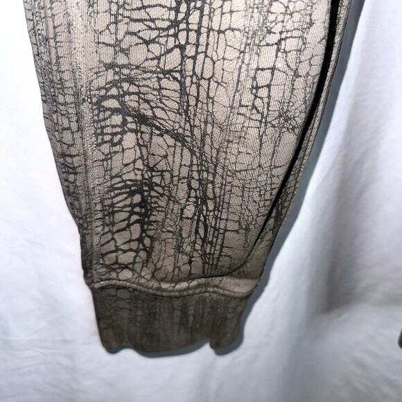 Lululemon Warm Down Joggers Womens Size 6 Tan Black Drawstring Ankle Cuff Sweats - Picture 2 of 4